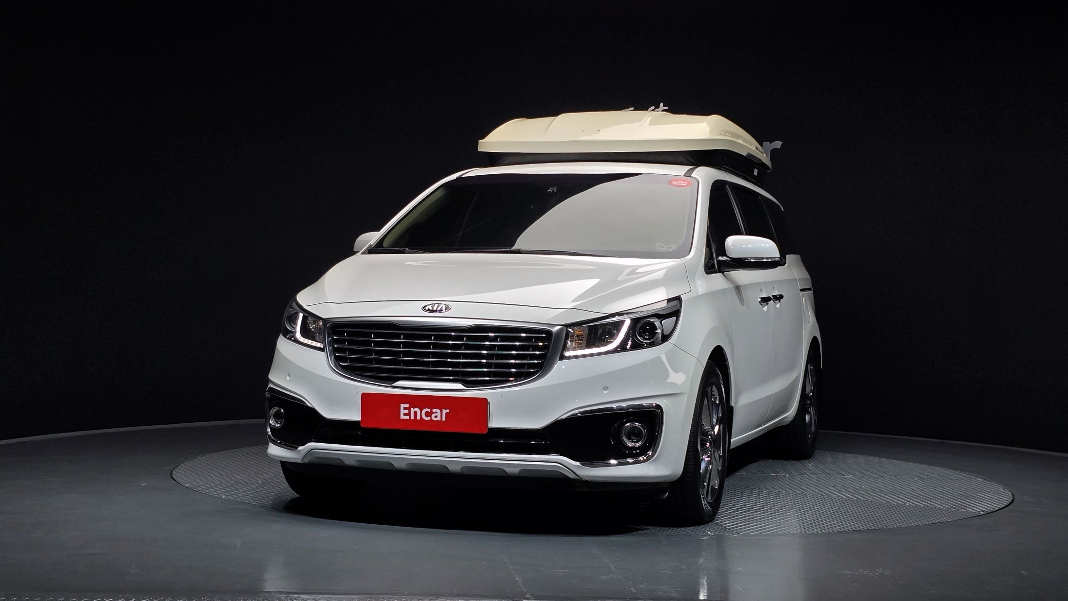 KIA CARNIVAL 2014