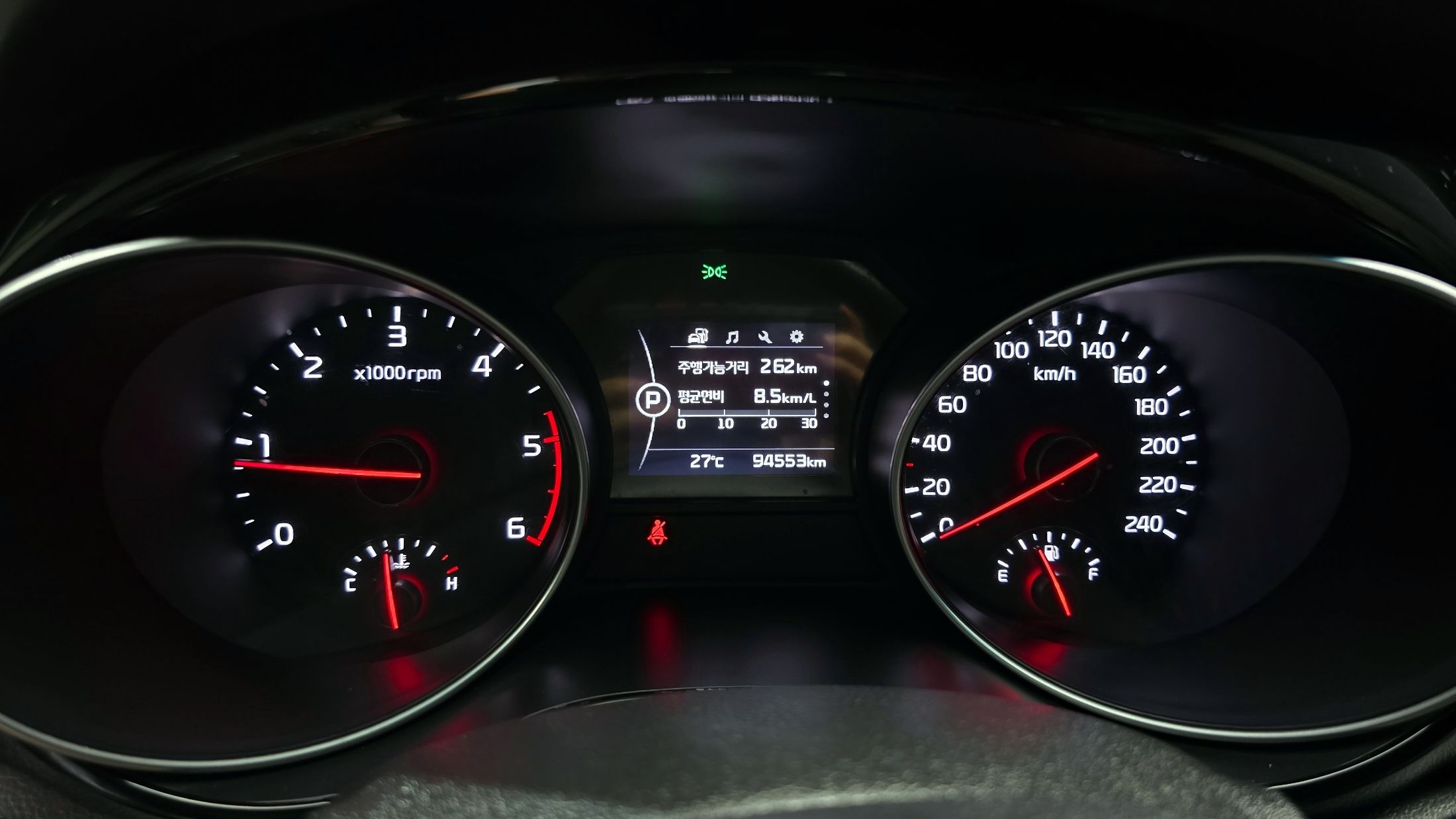 KIA CARNIVAL 2014