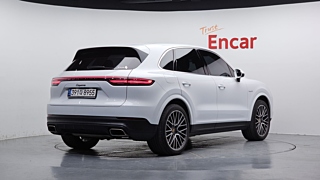 PORSCHE CAYENNE PO536 2021