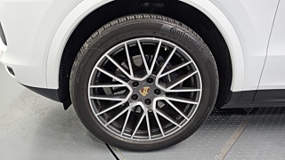 PORSCHE CAYENNE PO536 2021