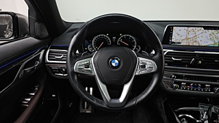 BMW 7-SERIES G11 2016