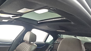 BMW 7-SERIES G11 2016
