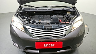 TOYOTA SIENNA 2017