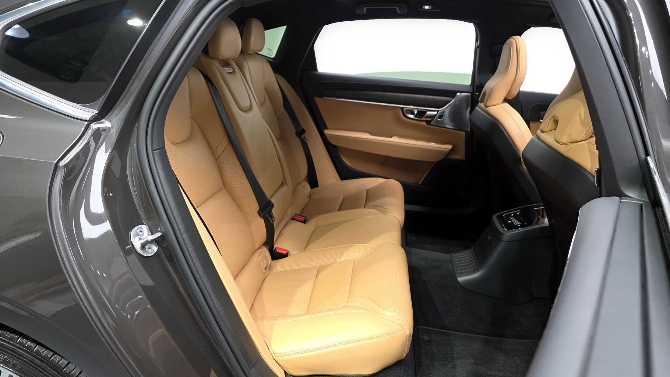 VOLVO S90 2022