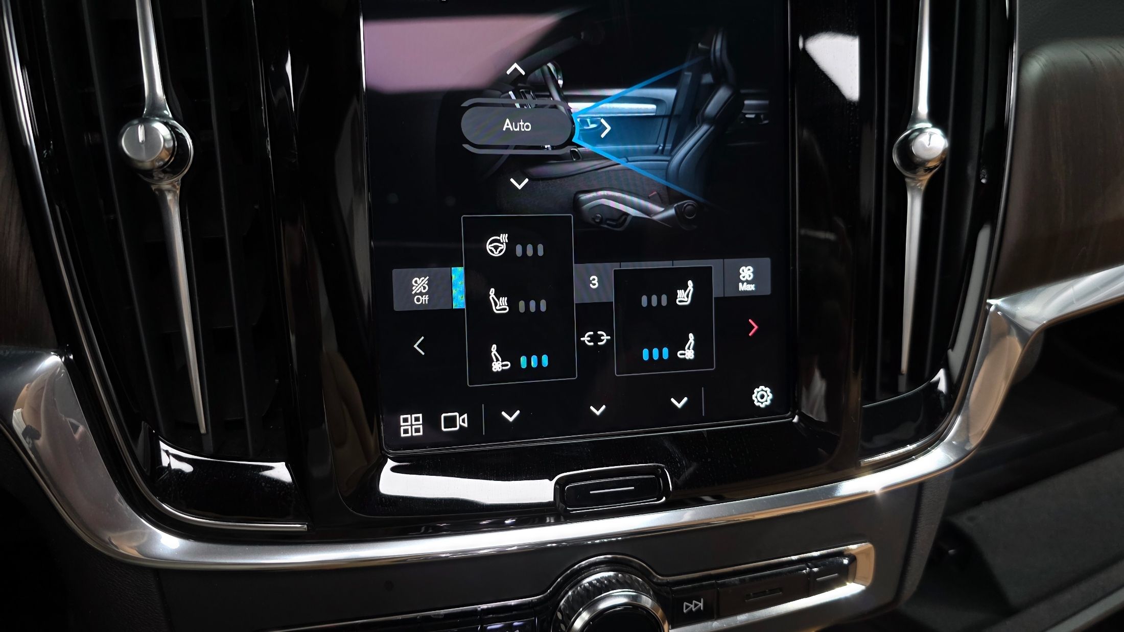 VOLVO S90 2022