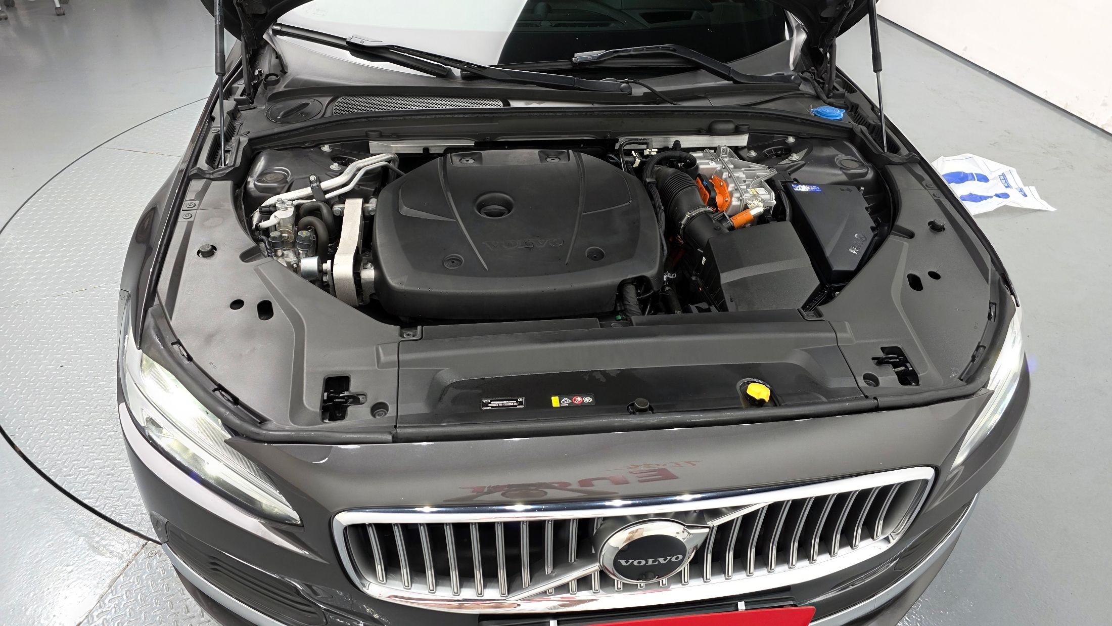 VOLVO S90 2022