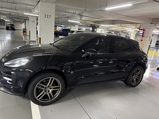 PORSCHE MACAN 2019