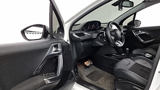 PEUGEOT 2008 2016