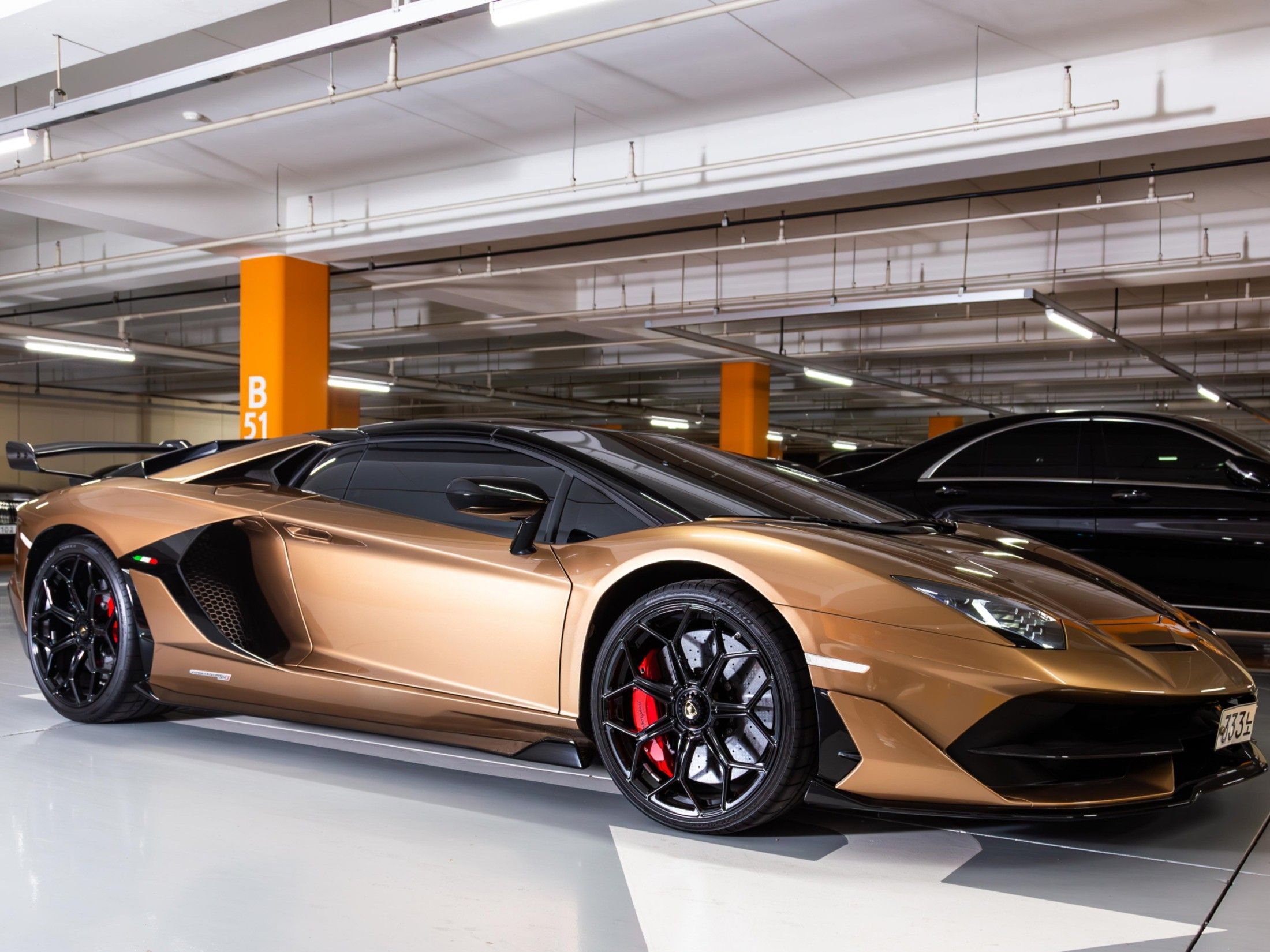 LAMBORGHINI AVENTADOR 2021