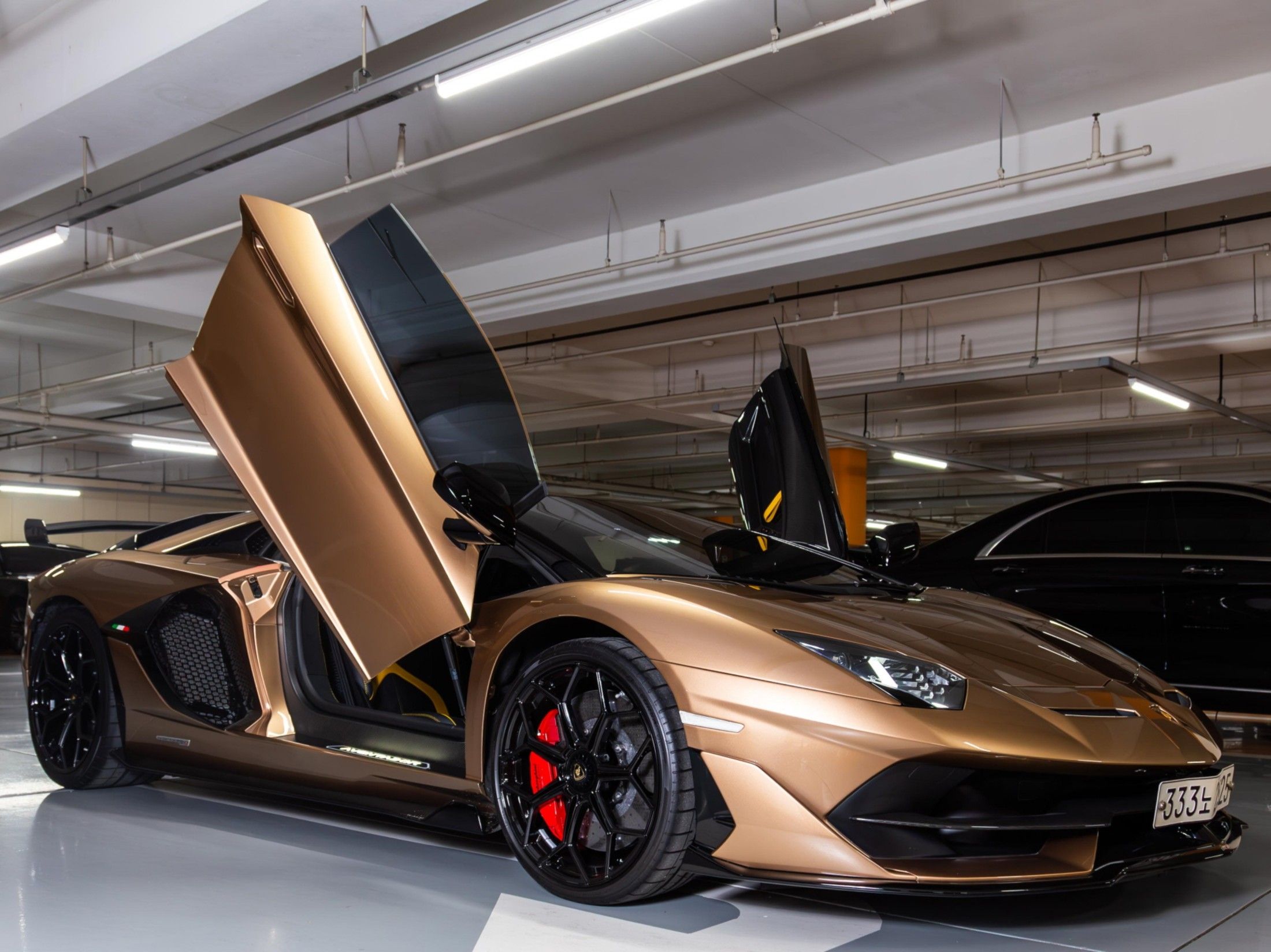 LAMBORGHINI AVENTADOR 2021