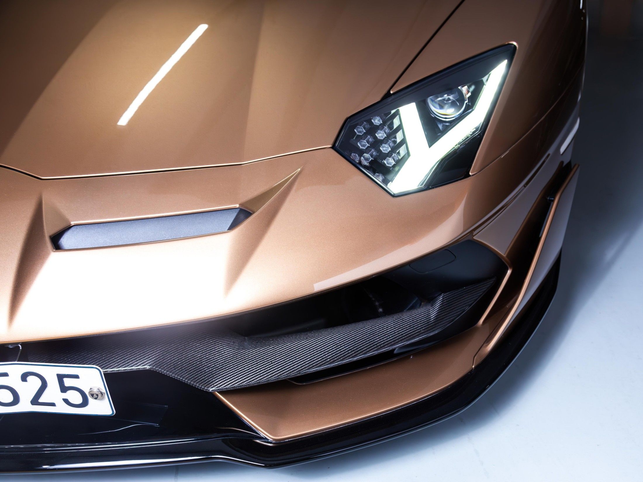 LAMBORGHINI AVENTADOR 2021