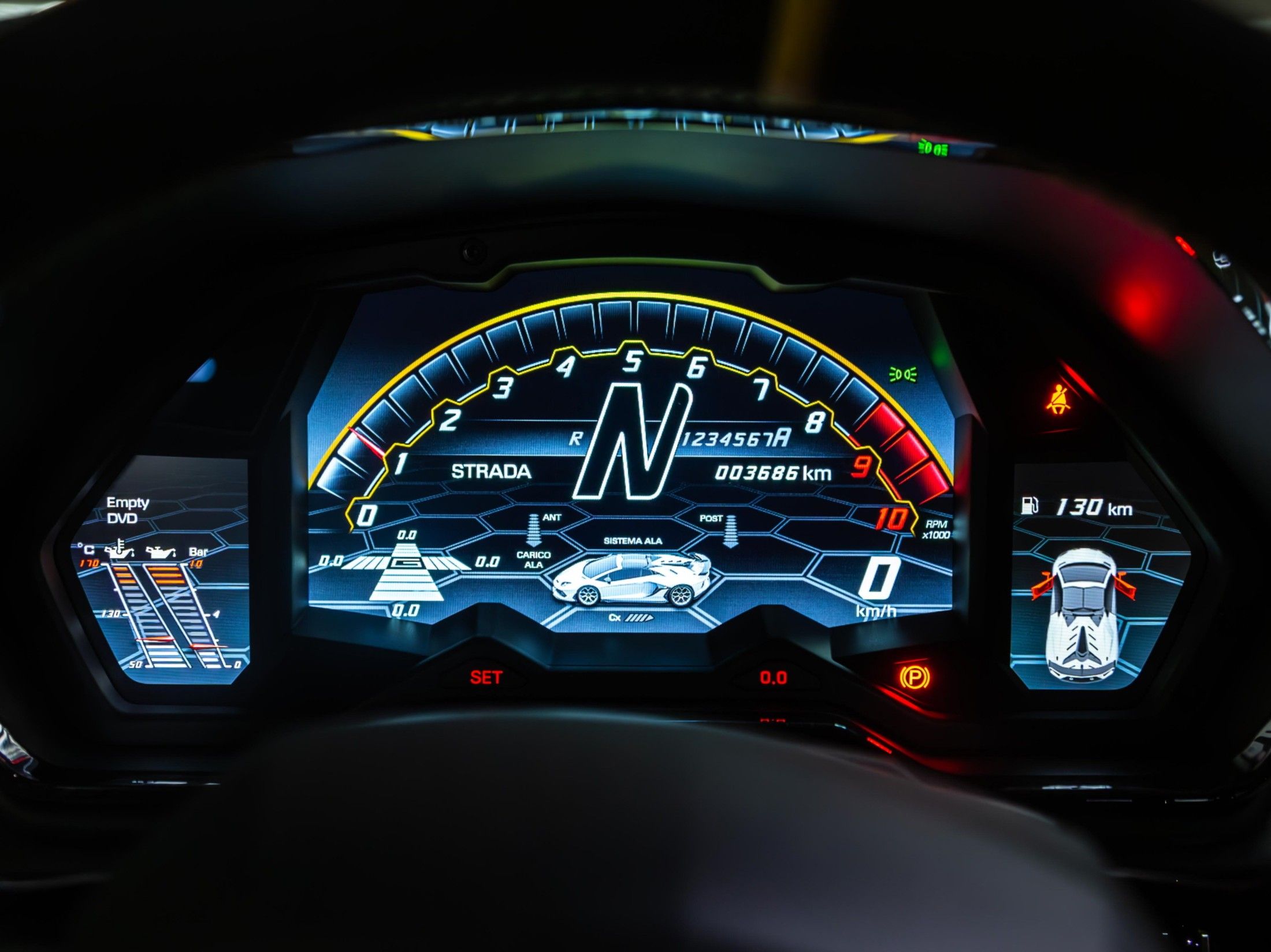 LAMBORGHINI AVENTADOR 2021
