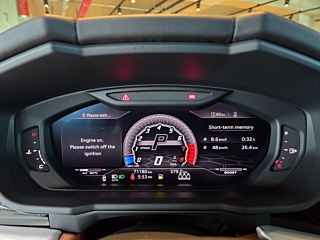 LAMBORGHINI URUS 2019