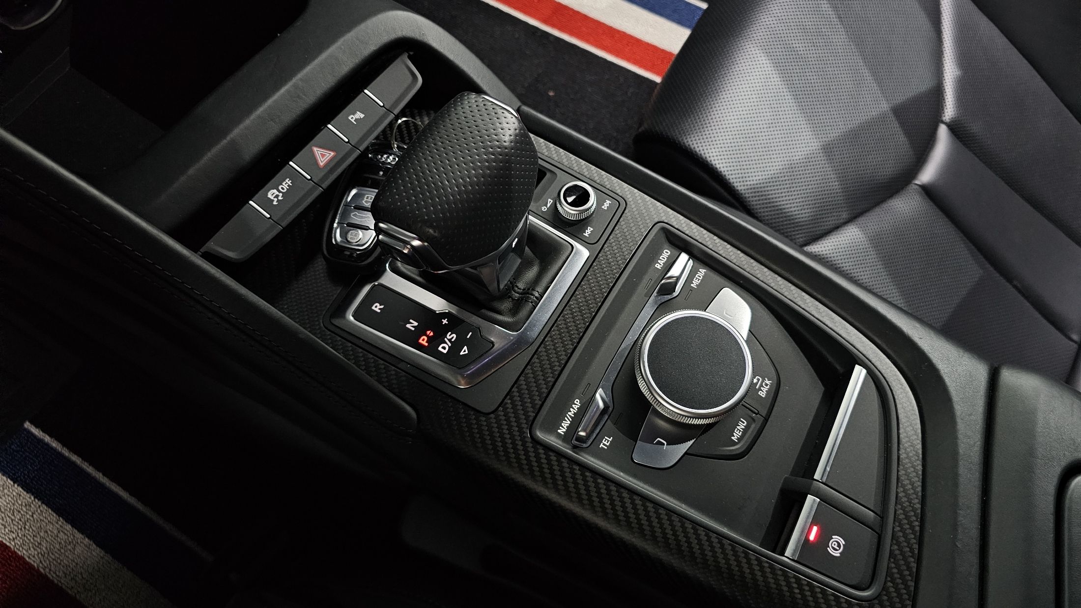 AUDI R8 4S 2017