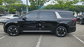 KIA CARNIVAL 2024