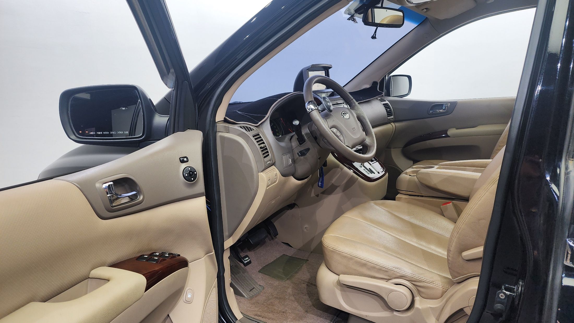 KIA CARNIVAL GRAND 2009