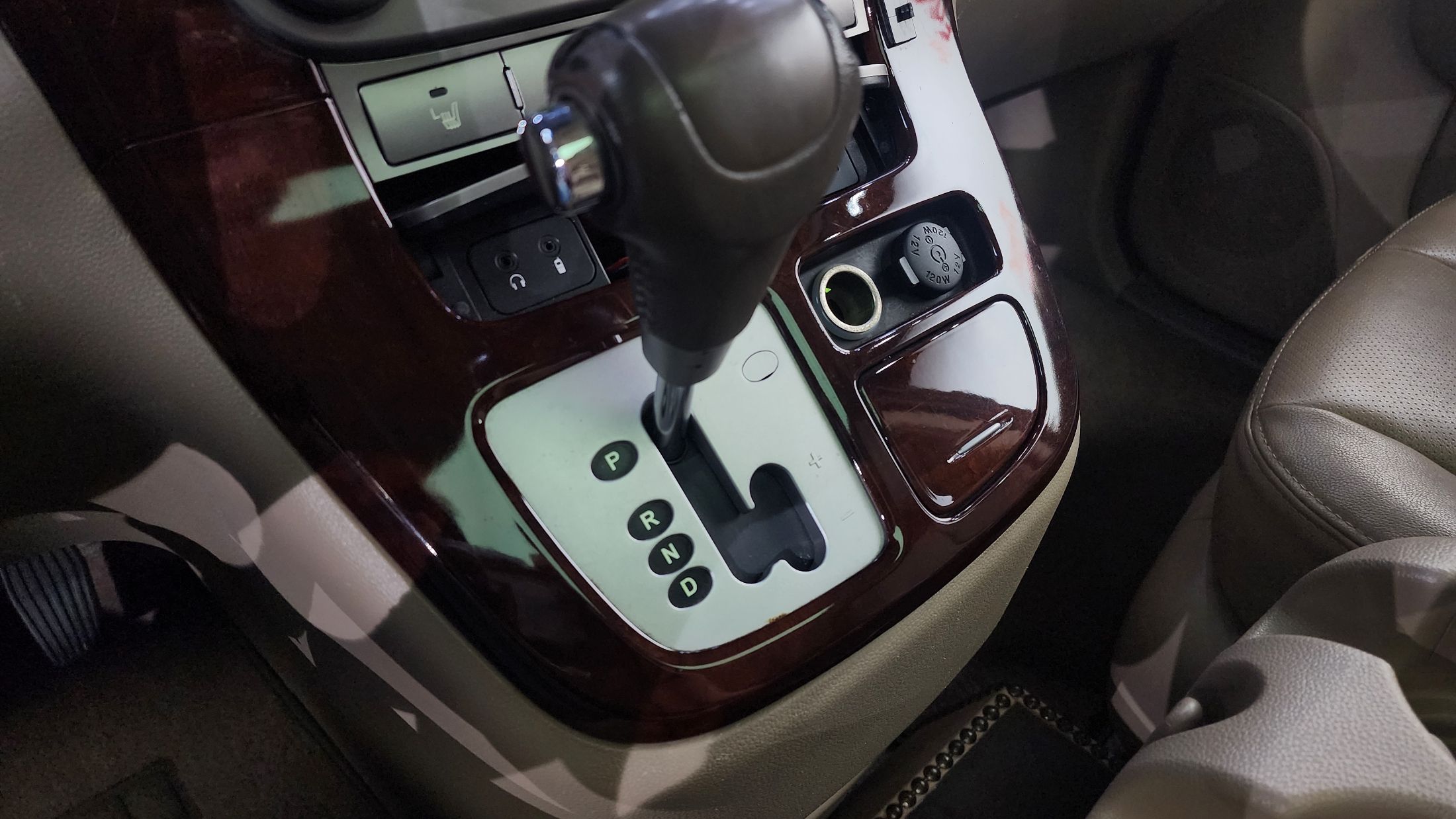 KIA CARNIVAL GRAND 2009