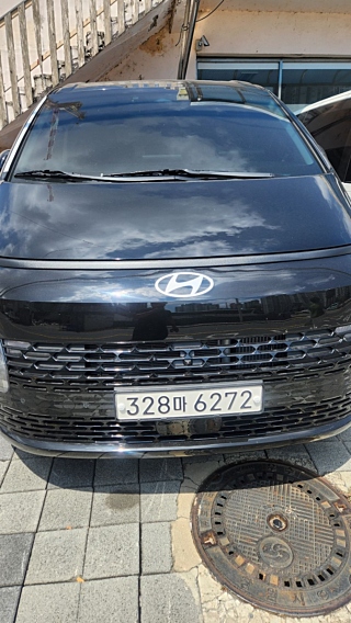 HYUNDAI STARIA  4WD Tourer 9 Seater 2025
