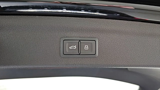 AUDI Q3 F3 2022