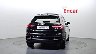 AUDI Q3 F3 2022