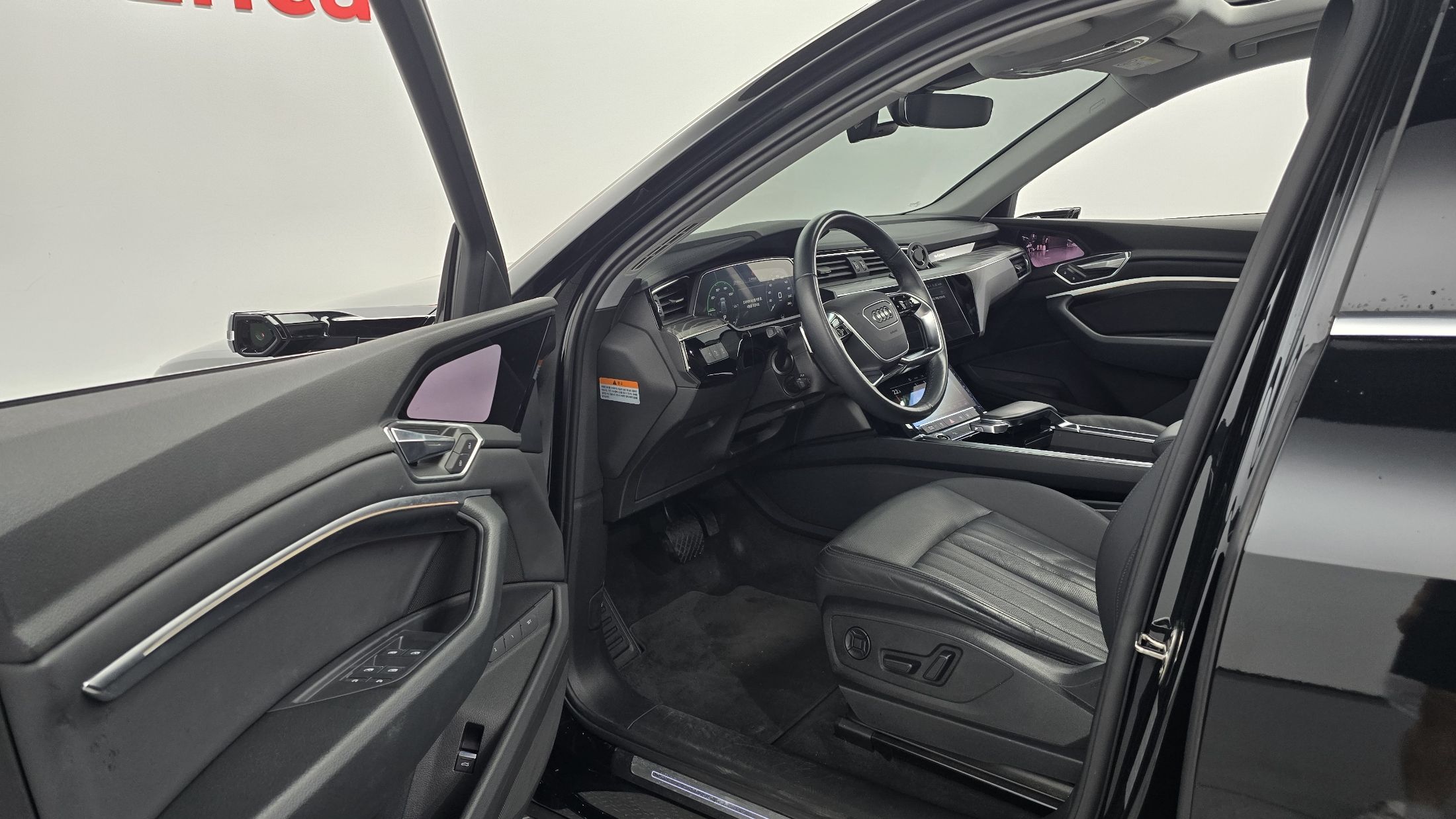 AUDI E-TRON 2022