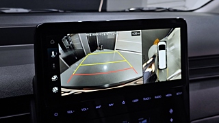 HYUNDAI STARIA 2025
