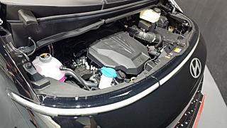 HYUNDAI STARIA 2025