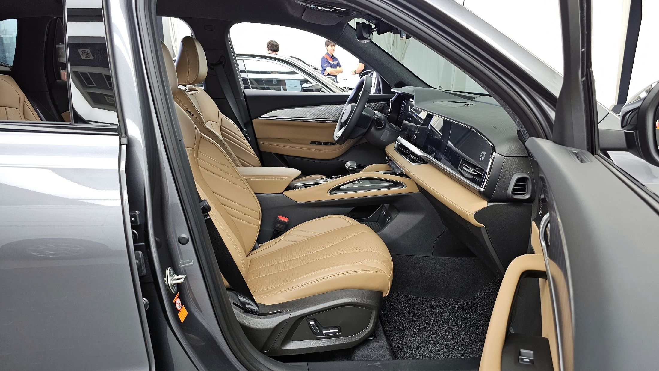 SAMSUNG GRAND KOLEOS 2025