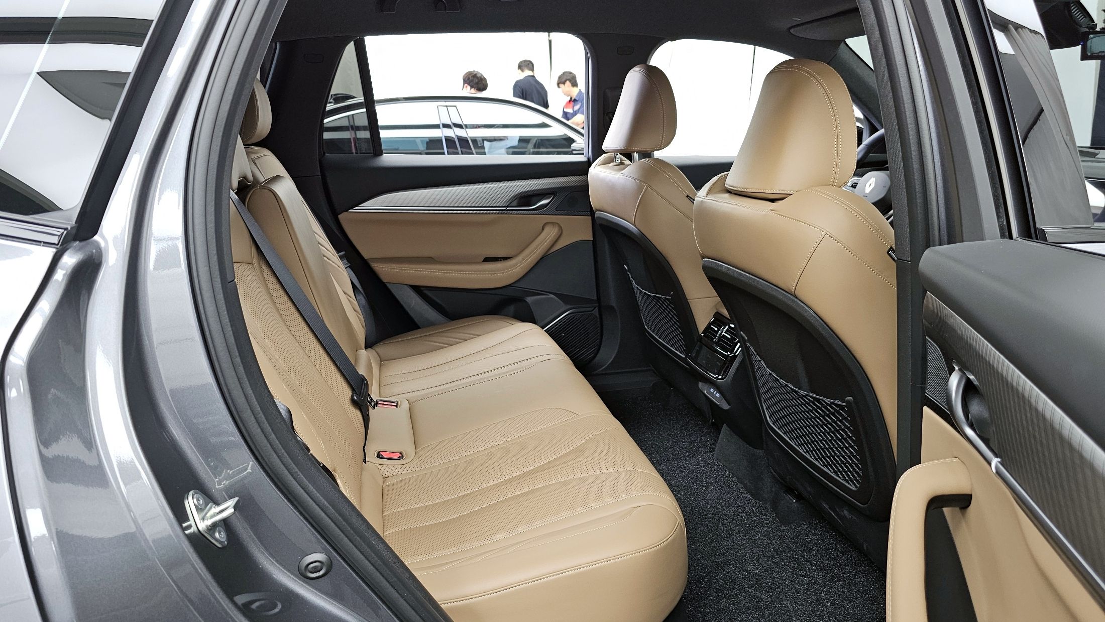 SAMSUNG GRAND KOLEOS 2025