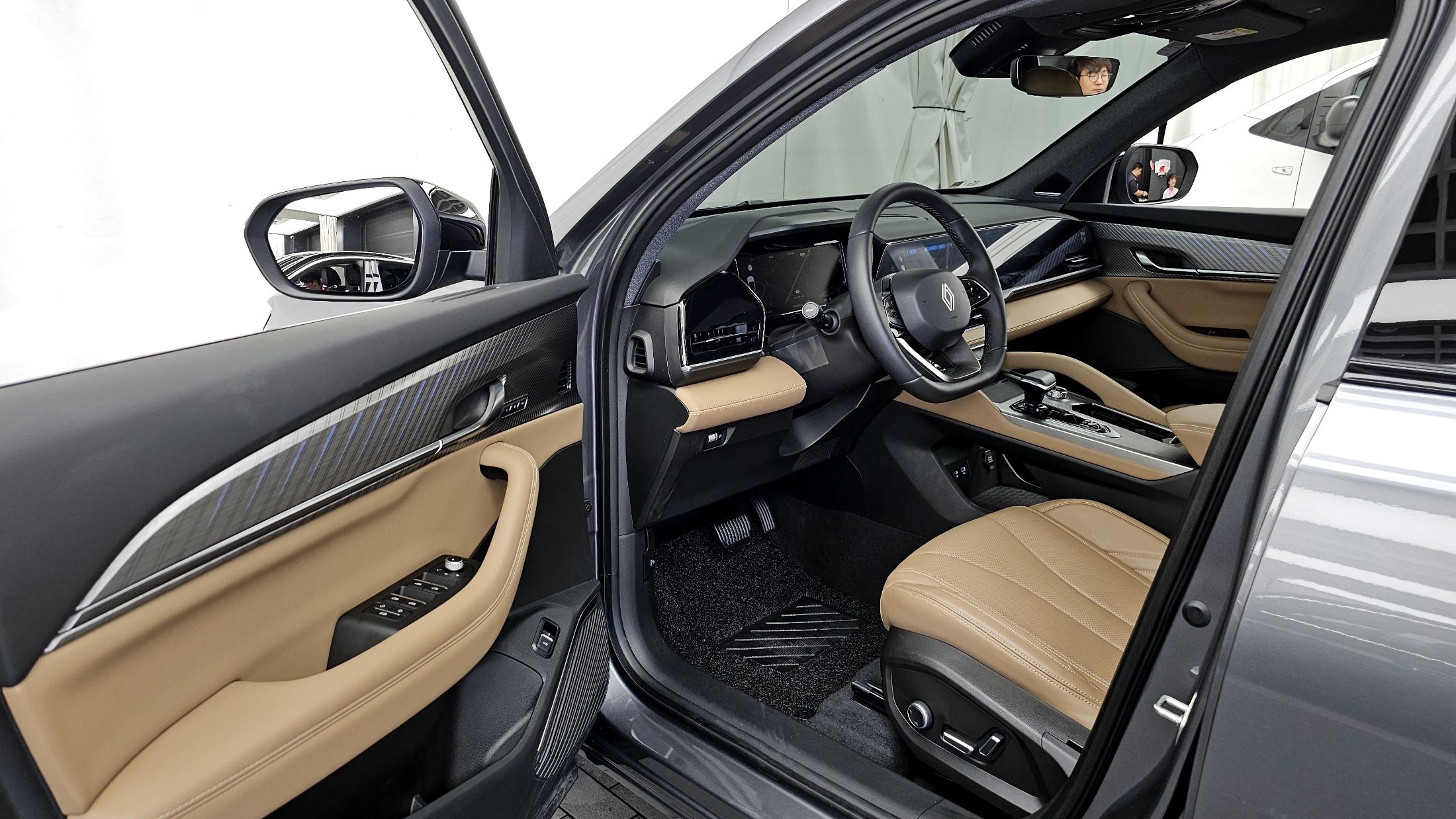 SAMSUNG GRAND KOLEOS 2025