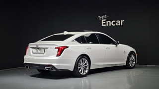CADILLAC CT5 2022