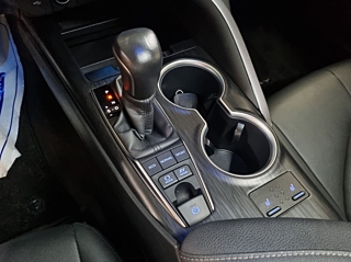 TOYOTA CAMRY XV70 2024