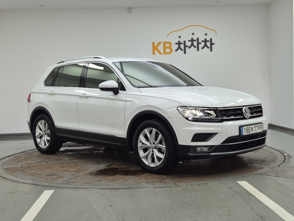VOLKSWAGEN TIGUAN 2020