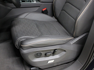 VOLKSWAGEN TOUAREG  3 GENERATION 3.0 TDI Prestige 2023