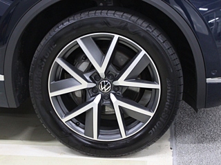 VOLKSWAGEN TOUAREG  3 GENERATION 3.0 TDI Prestige 2023