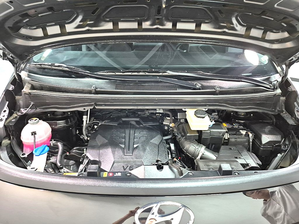 HYUNDAI STARIA 2022