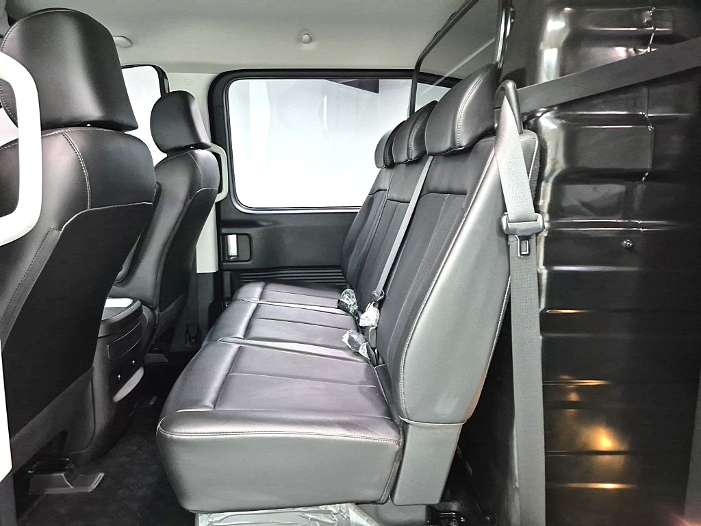 HYUNDAI STARIA 2022