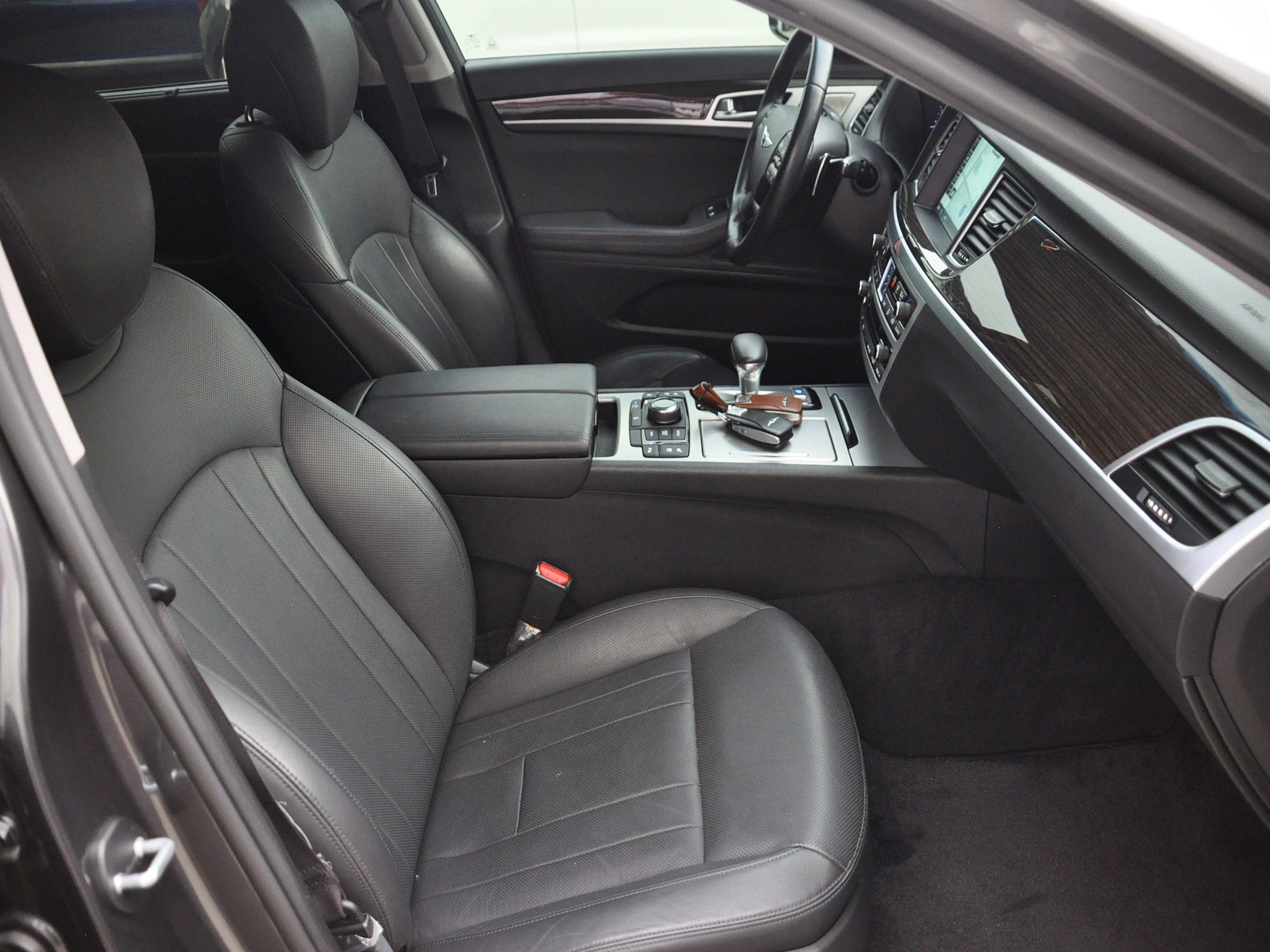 GENESIS G80 2016