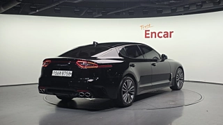 KIA STINGER 2020