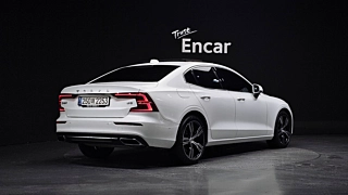 VOLVO S60  2021