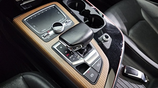 AUDI Q7 4M 2016