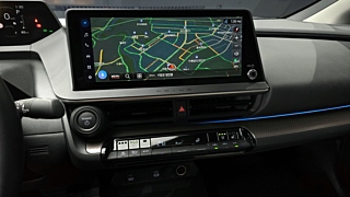 TOYOTA PRIUS  5 GENERATION 2.0 XLE 2024