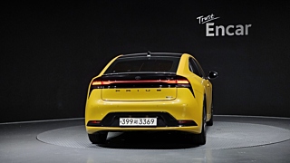 TOYOTA PRIUS  5 GENERATION 2.0 XLE 2024
