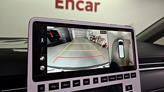 HYUNDAI STARIA 2025