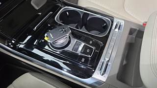 KIA CARNIVAL 2023