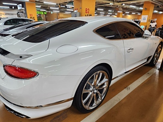 BENTLEY CONTINENTAL GT 2023