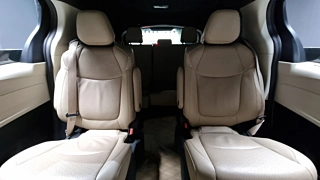 TOYOTA SIENNA 2024