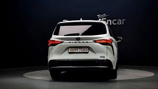 TOYOTA SIENNA 2024