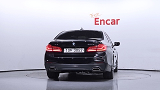 BMW 5-SERIES G30 2017