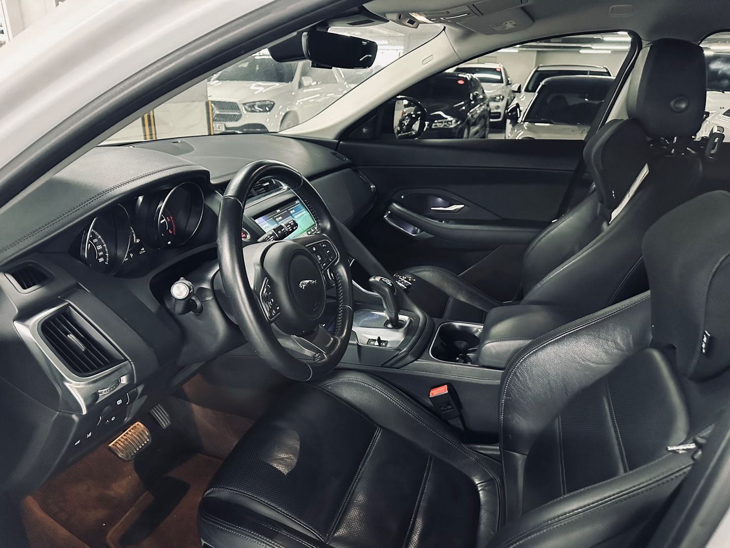 JAGUAR E-PACE